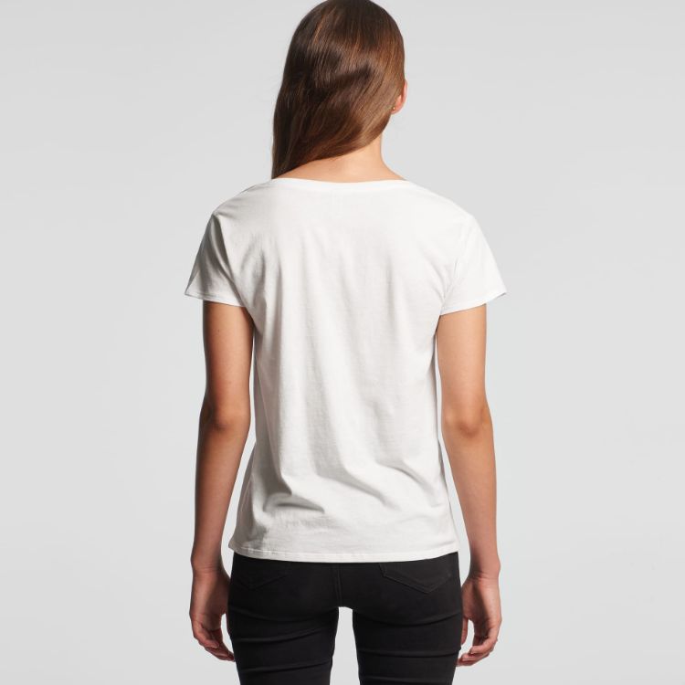 Picture of Wo's La Brea V Neck Tee