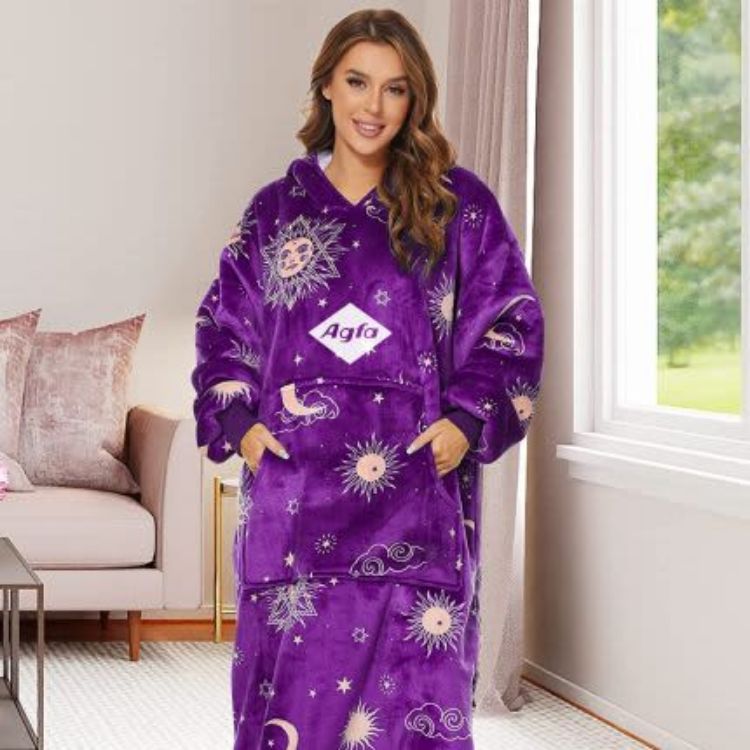 Picture of Unisex 100% Polyester Sublimated Wearable Blanket with Absorbent Lining