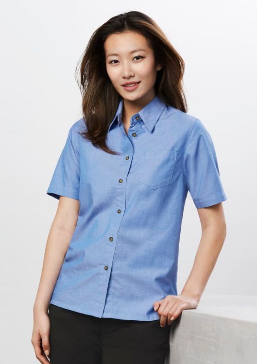 Picture of Womens Chambray Short Sleeve Shirt