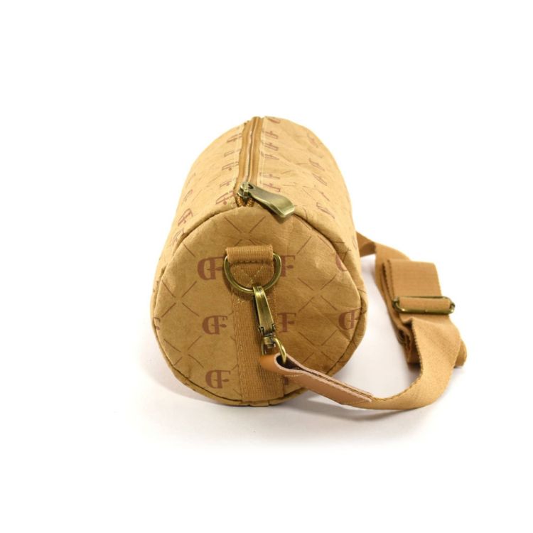 Picture of Scott Kraft Paper Duffle Bag