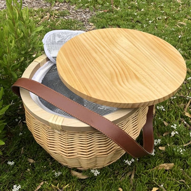 Picture of Scotch Wicker Picnic Cooler Basket Round
