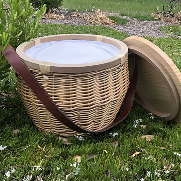 Picture of Scotch Wicker Picnic Cooler Basket Round