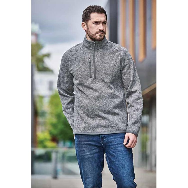 Picture of Men's Avalante 1/4 Zip Pullover