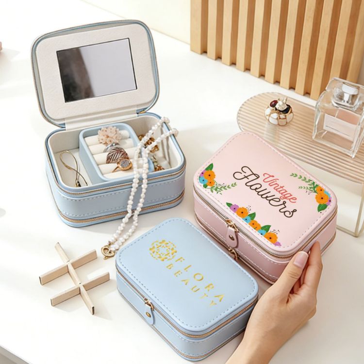 Picture of Fashion PU Leather Jewellery Case with Mirror