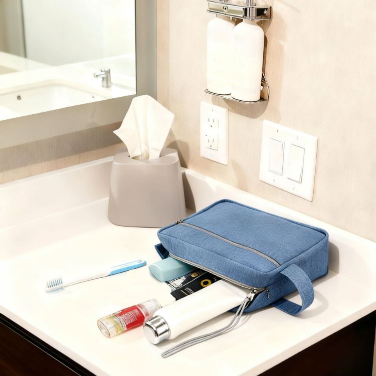 Picture of Toiletry Bag With Handle
