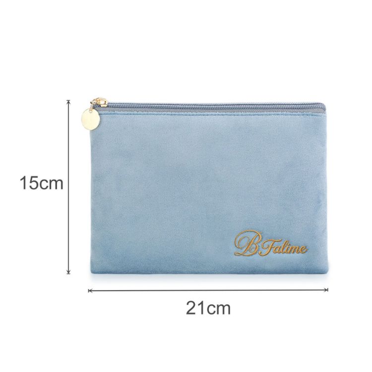 Picture of Durable Flat Makeup Bag