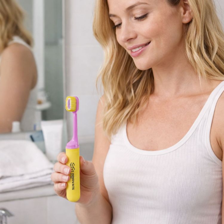 Picture of Foldable Soft Bristle Toothbrush