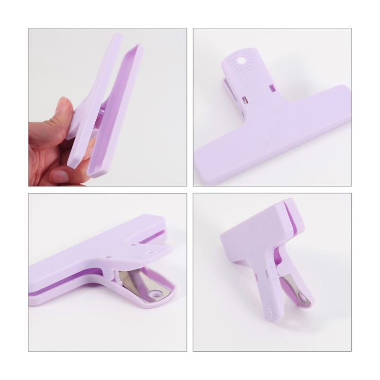 Picture of Plastic Clips