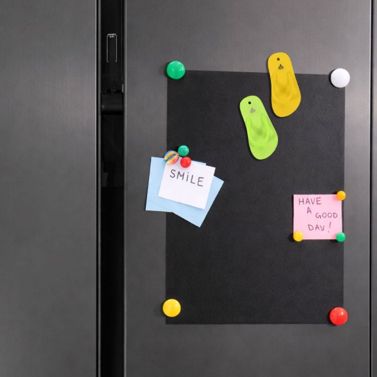 Picture of Thongs Shape Fridge Magnets