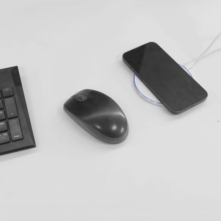 Picture of Round Luminous Fast Wireless Charger