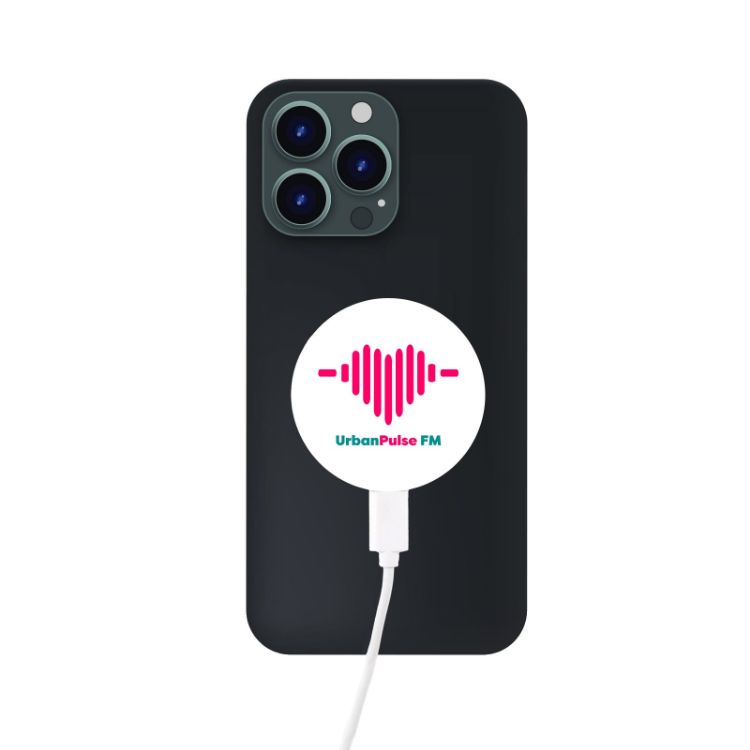 Picture of Talon Magnetic Fast Wireless Charger