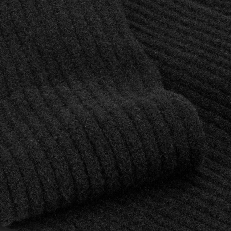 Picture of Avalanche Scarf and Beanie Set