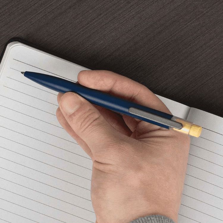 Picture of Recycled Aluminium Pen w/ Bamboo Clicker