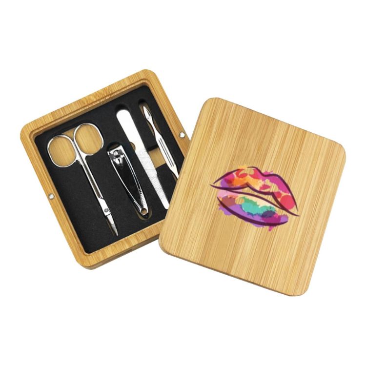 Picture of Mulla Bamboo Manicure Set