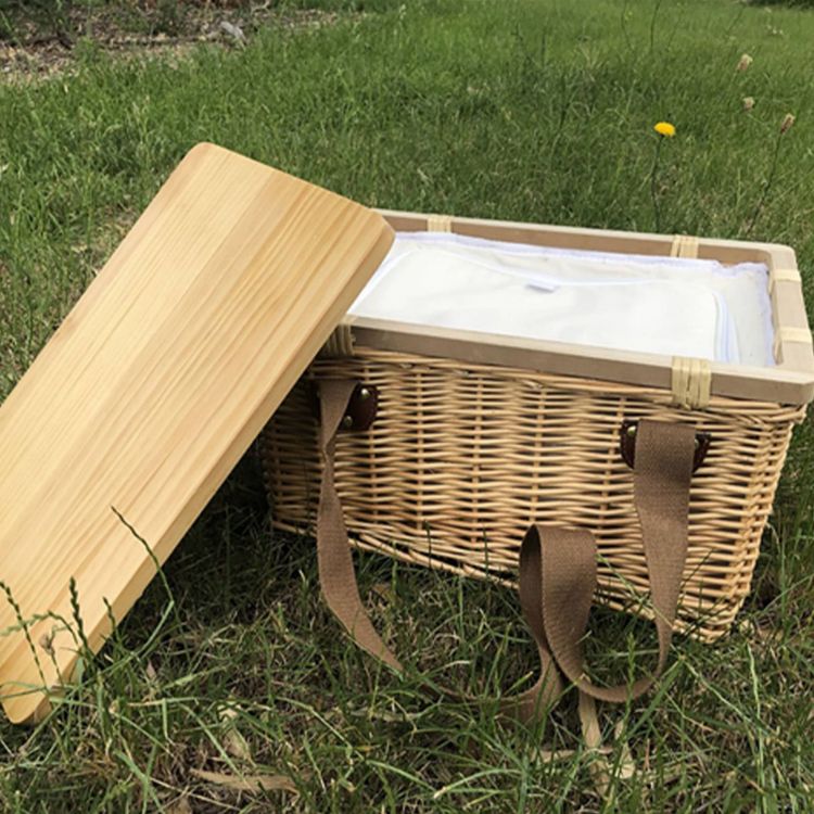 Picture of Gold Coast Wicker Picnic Cooler Basket Square