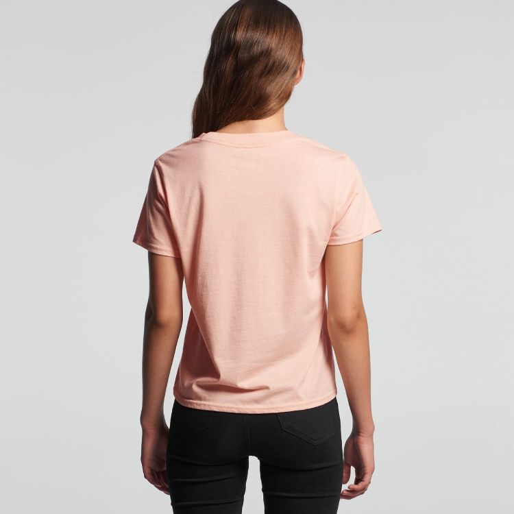 Picture of Wo's Square Pocket Tee