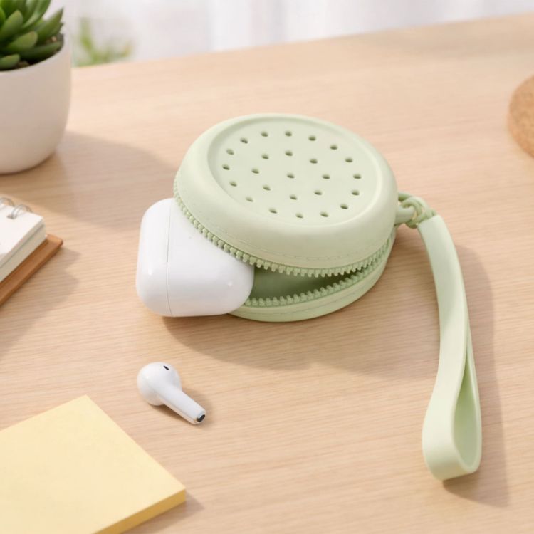Picture of Round Silicone Holes Pouch
