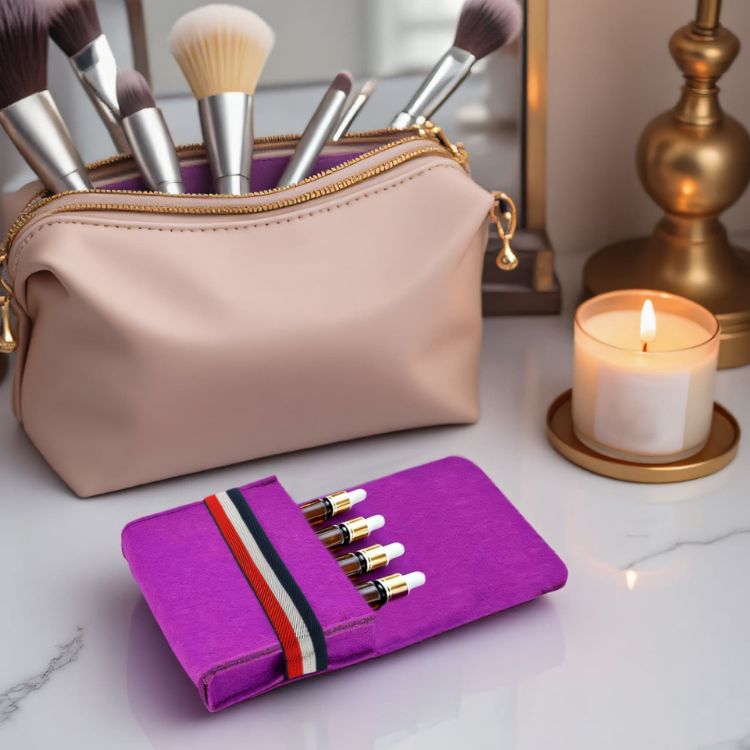 Picture of Felt Essential Oils Travel Organizer