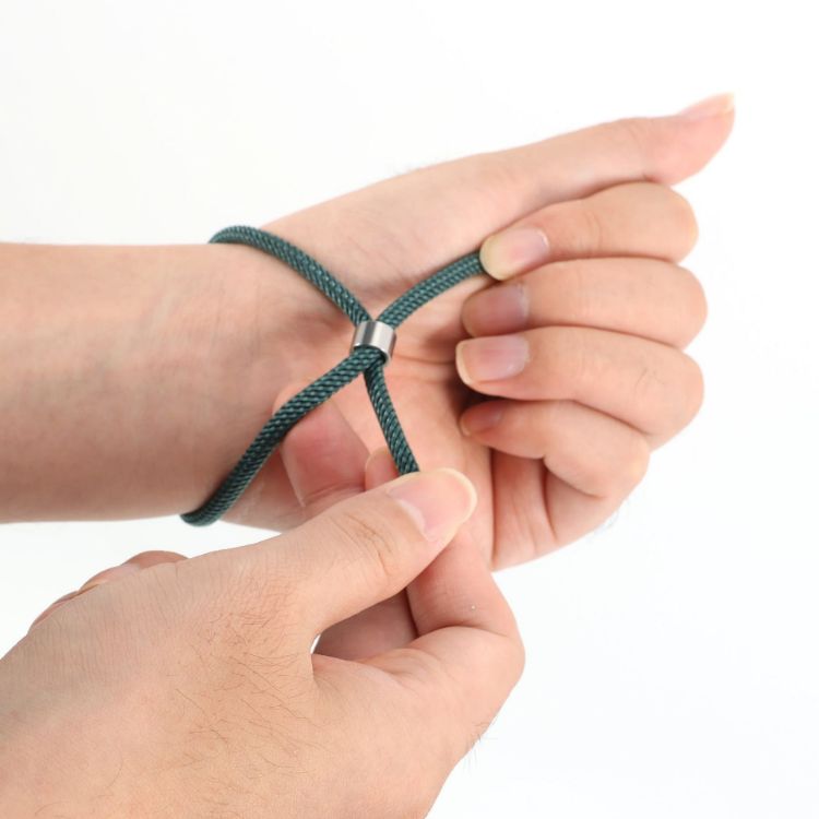 Picture of Metal Woven Bracelet