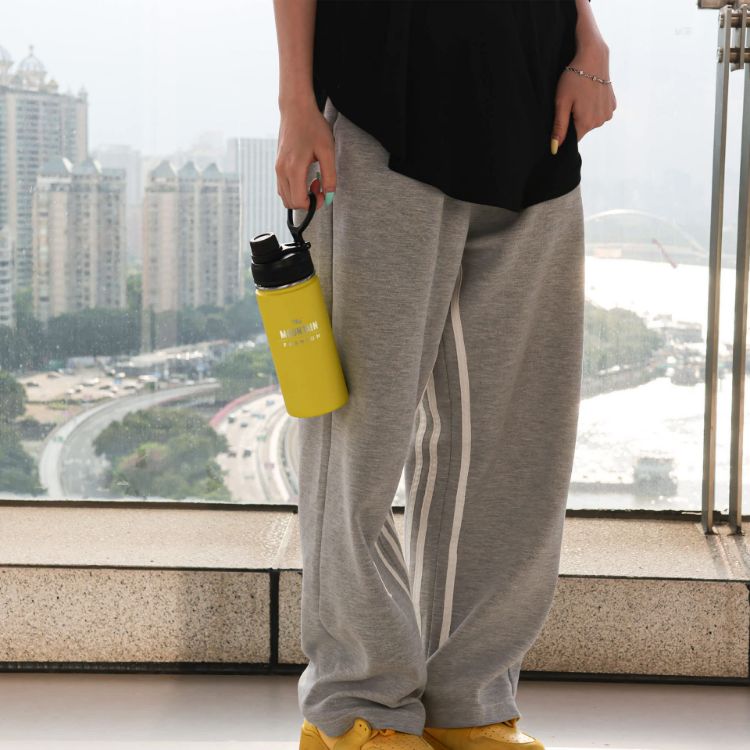Picture of 450ML/580ML/800ML Stainless Steel Double Wall Vacuum Drink Bottle with Carry Handle