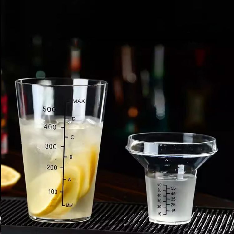 Picture of Classic Shaker with Measuring Cap