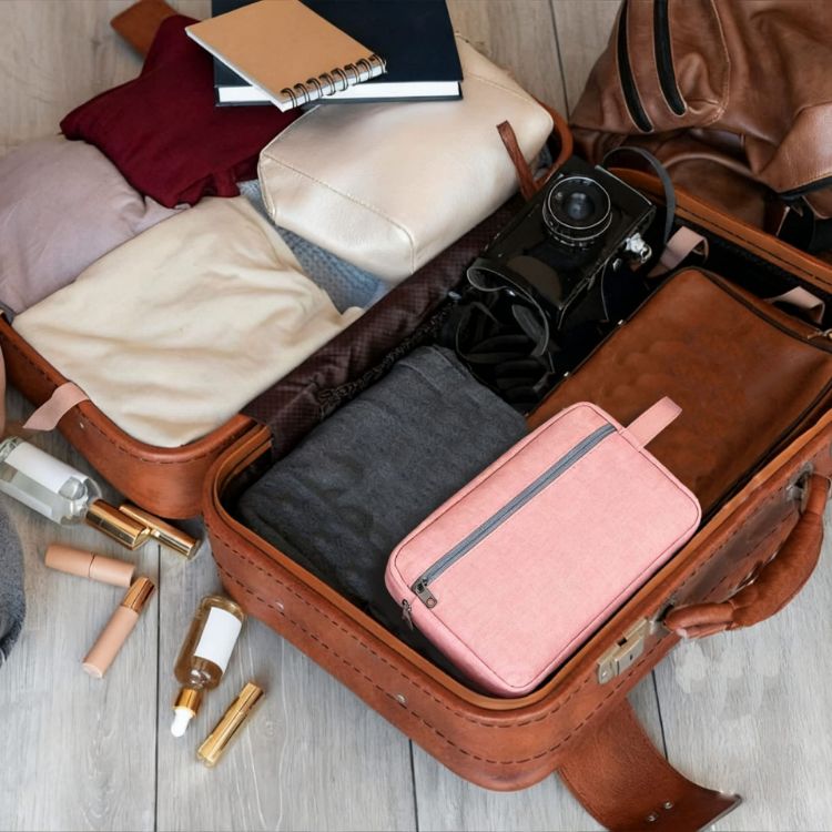Picture of Toiletry Bag With Handle