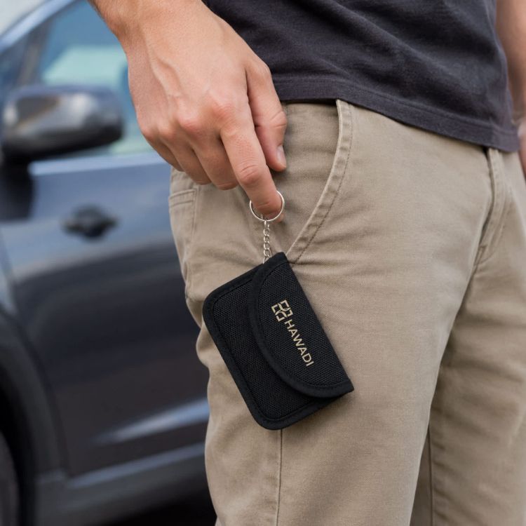 Picture of Faraday RFID Blocking Key Pouch