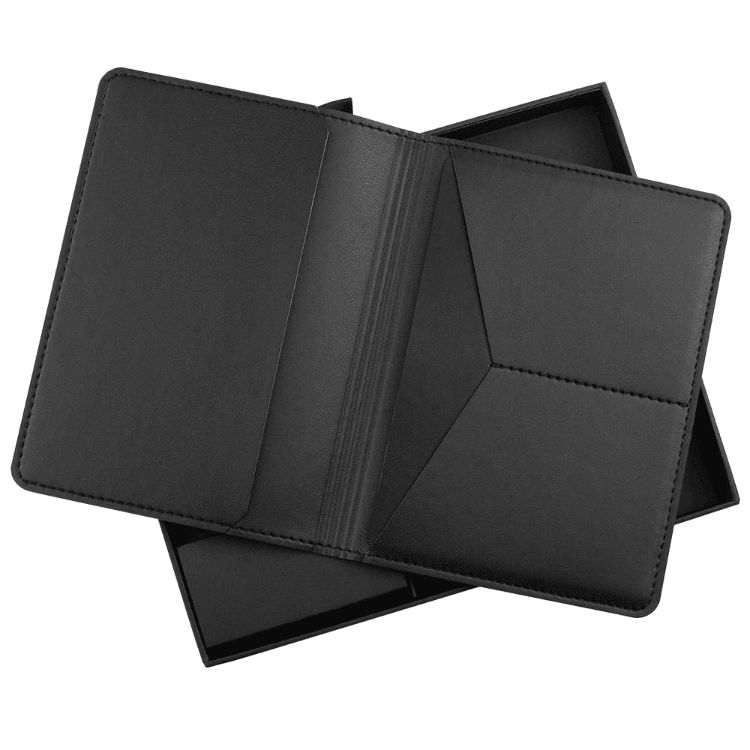 Picture of Pineapple Leather Travel Gift Set