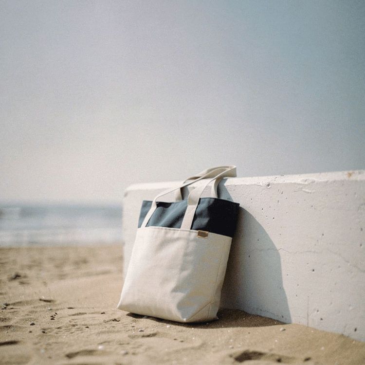 Picture of Field & Co.® Parks Day Tote