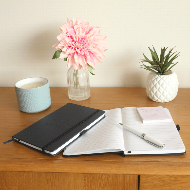 Picture of Pineapple Leather Bound JournalBook