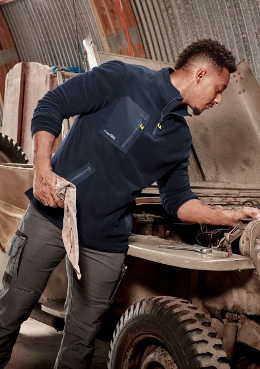 Picture of Unisex Streetworx Lightweight 1/4 Zip Polar Fleece