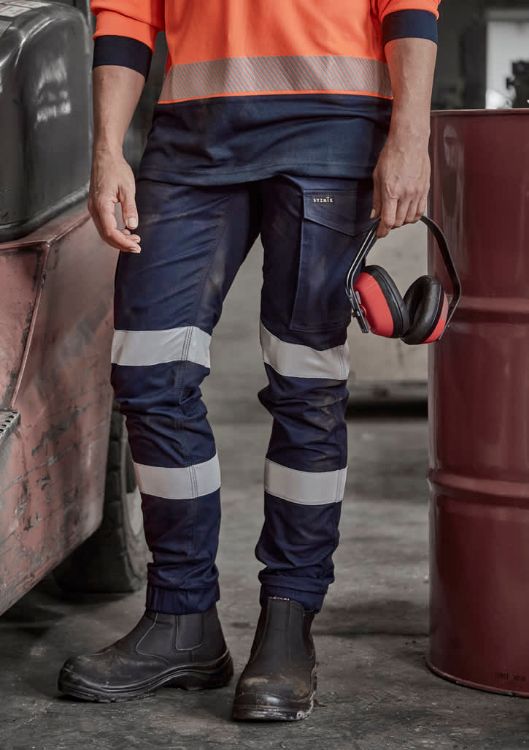 Picture of Womens Essential Stretch Taped Cargo Pant - Cuffed