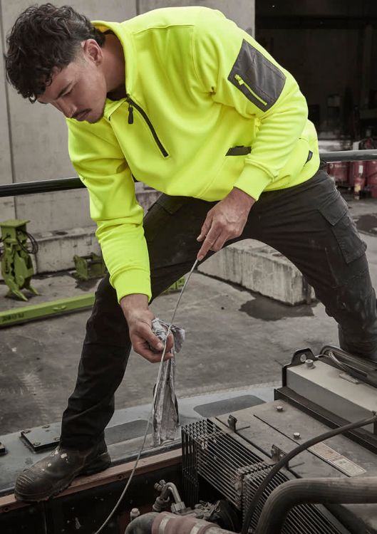 Picture of Unisex Streetworx Water Resistant 1/4 Zip Pullover