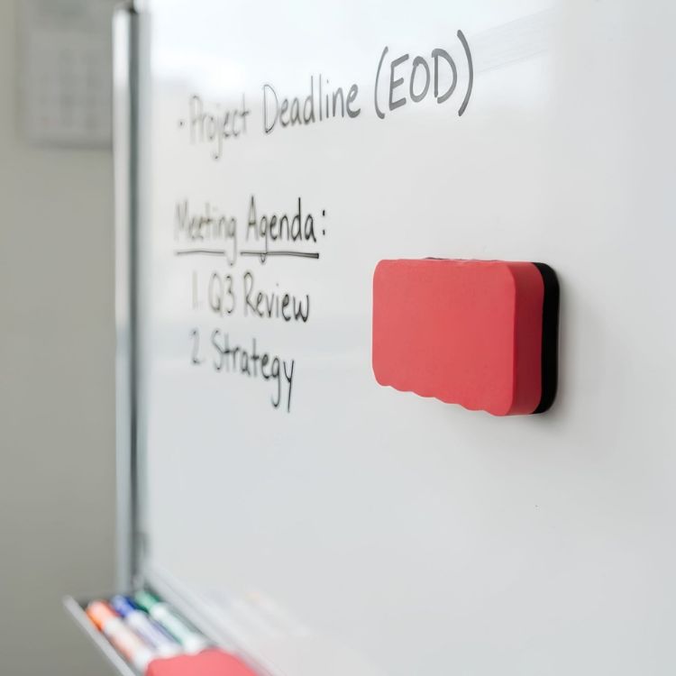 Picture of Magnetic Foam Whiteboard Eraser