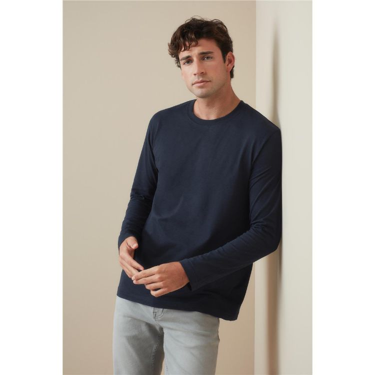Picture of Men's Classic-T Long Sleeve