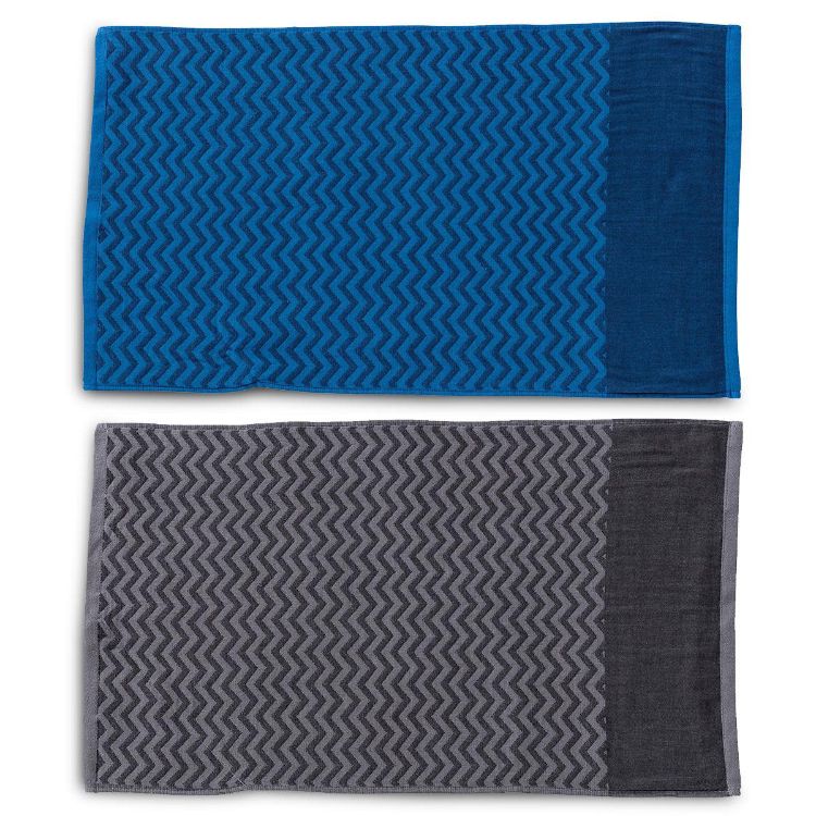 Picture of Elite Gym Towel with Pocket