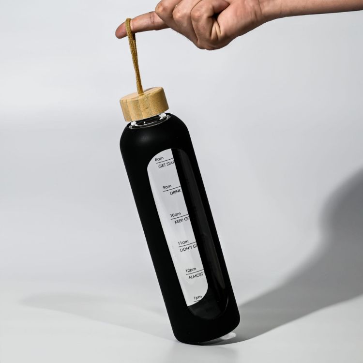 Picture of Arlo 1L Glass Water Bottle