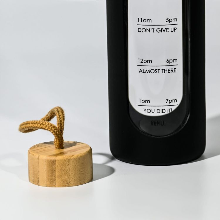 Picture of Arlo 1L Glass Water Bottle