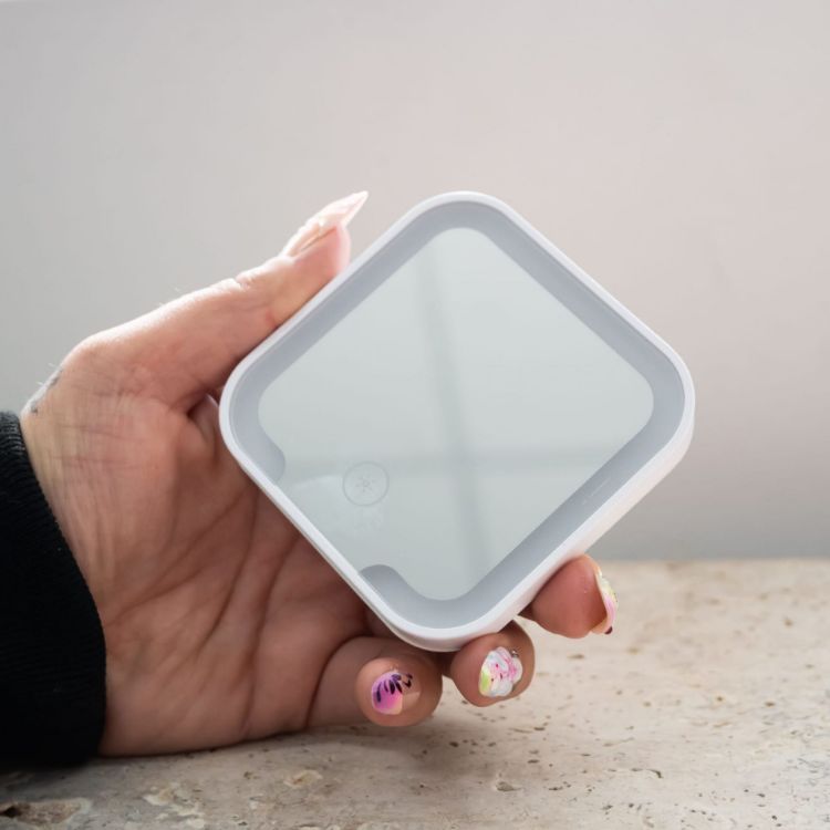 Picture of Glow Compact Mirror with LED