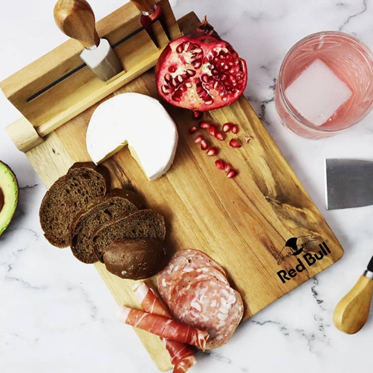 Picture of St. Andrews Magnetic Cheeseboard and Knife Set