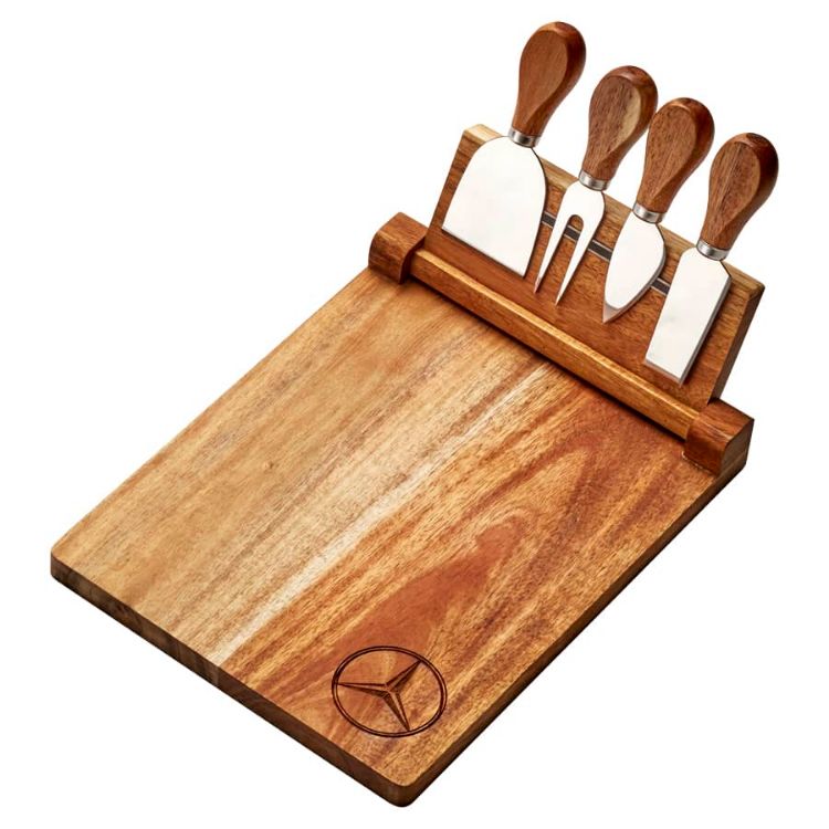 Picture of St. Andrews Magnetic Cheeseboard and Knife Set
