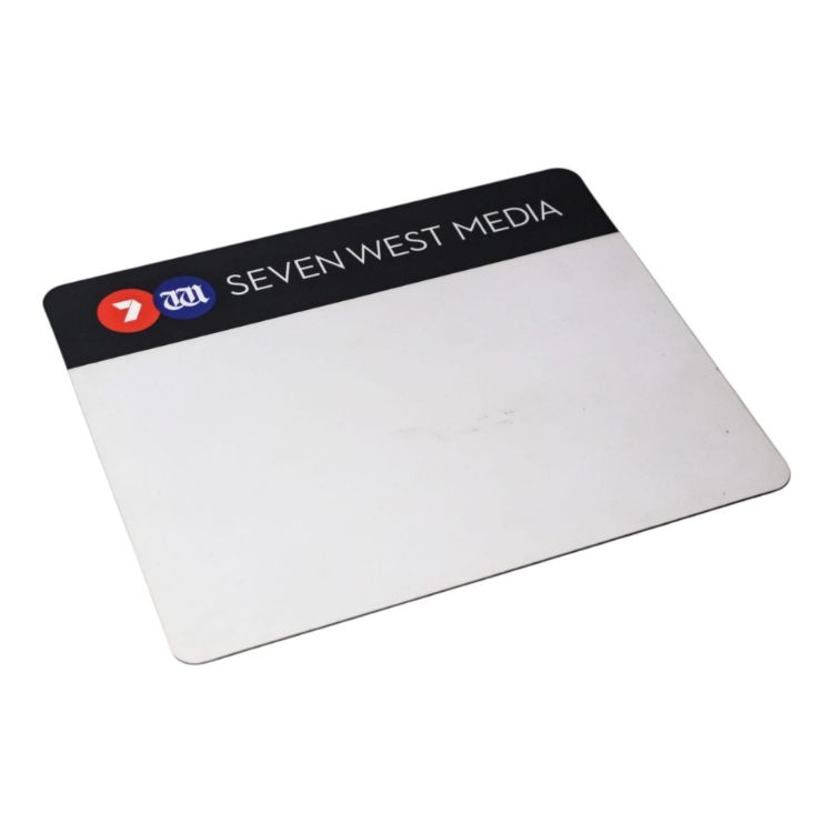 Picture of Flip-Top Mouse Mat (230mm x 190mm x 1mm Natural Rubber)